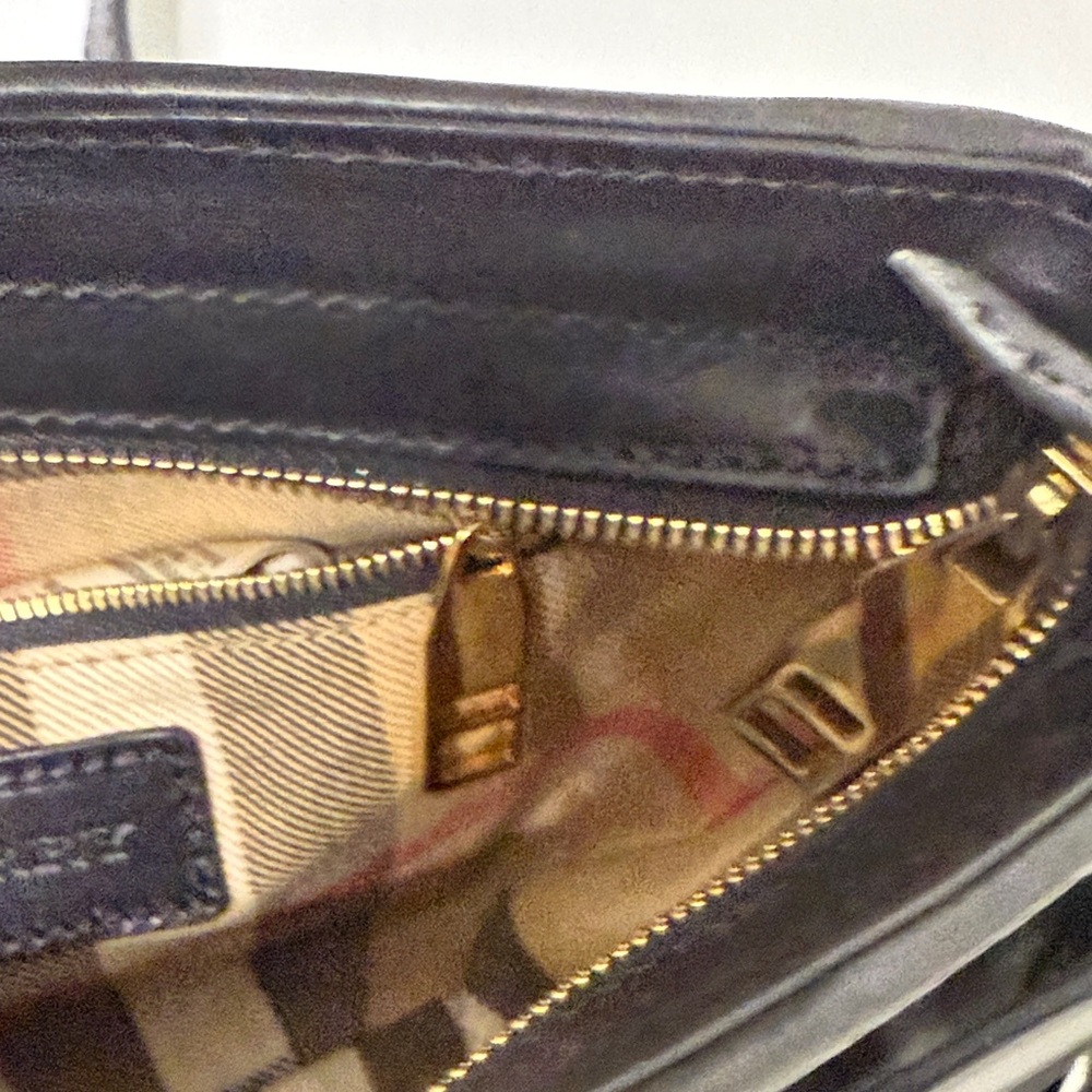 Burberry Black Shoulder Bag with Gold Details - Picture 13 of 16